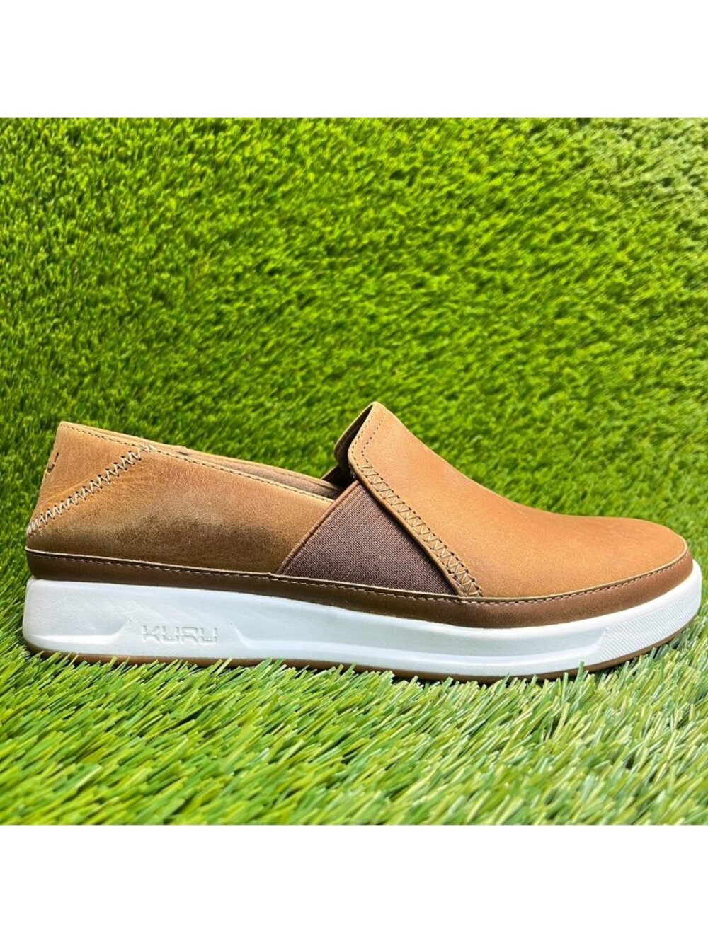 Kuru Roam Atla Womens Size 7.5 Brown White Casual Walking Leather Slip-On Shoes
